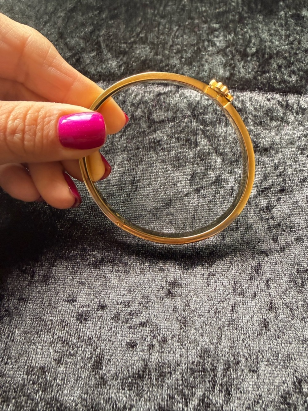kate spade Gold Flower Bangle Bracelet - Picture 4 of 13
